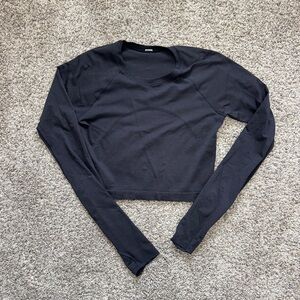lululemon athletica Black Long Sleeve Crop Top